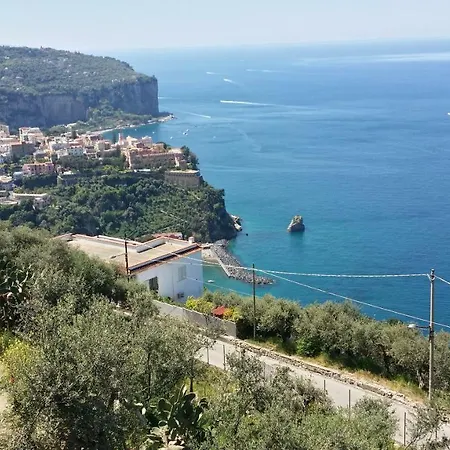 Ambrosio Home Bed & Breakfast Vico Equense